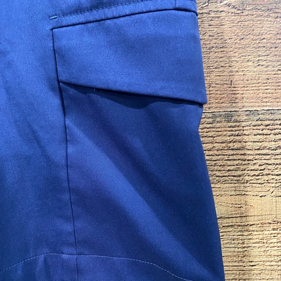 Nike Golf Dri Fit Navy Blue Bermuda Shorts Size 42 - Picture 2 of 5